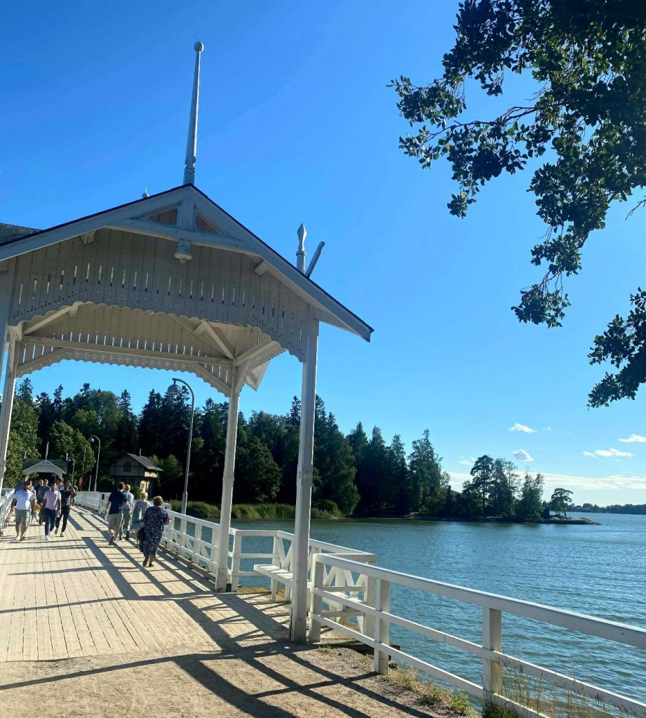 Pihlajasaaren silta, Helsinki