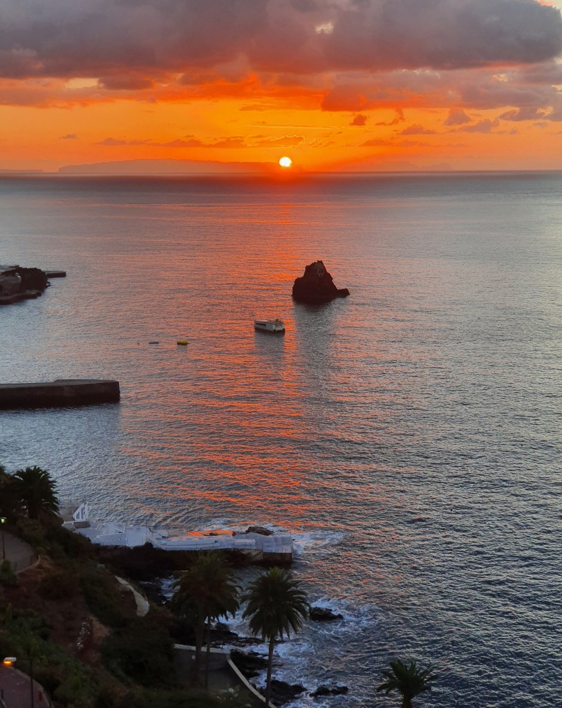 Hotel Baía Azul sunrise